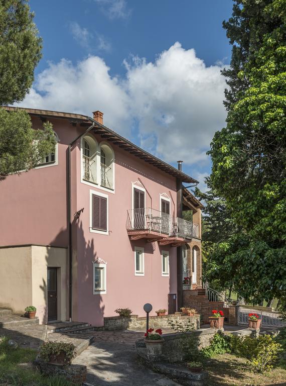 Hotel Il Cavallino Blu Volterra Exterior foto