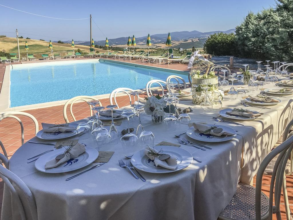 Hotel Il Cavallino Blu Volterra Exterior foto